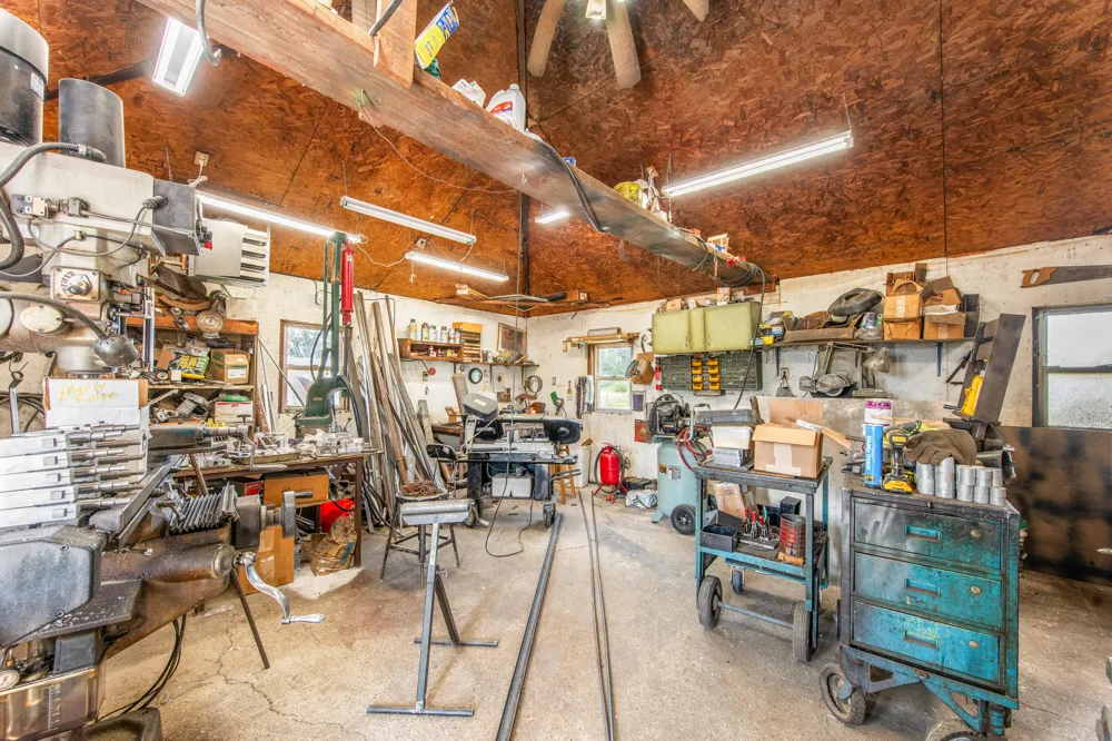 22865 20 Mile Road Burdell Township, MI 49688