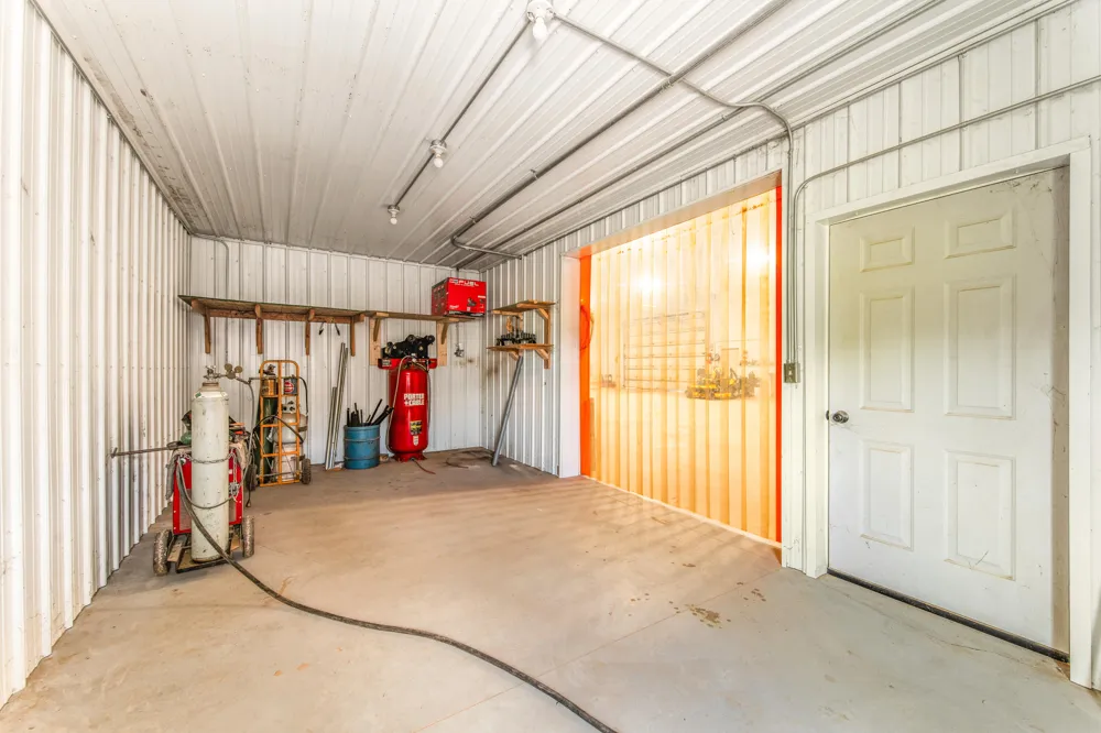 22865 20 Mile Road Burdell Township, MI 49688