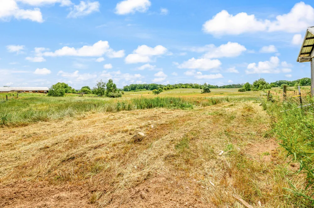 22865 20 Mile Road Burdell Township, MI 49688