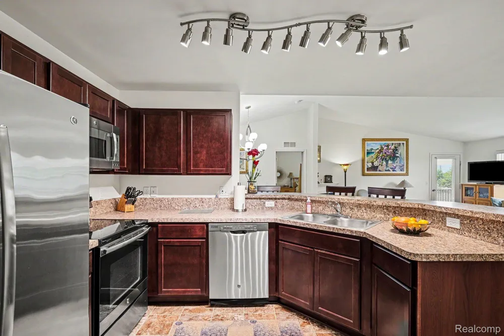 28344 Adler Park Drive S Chesterfield Township, MI 48051