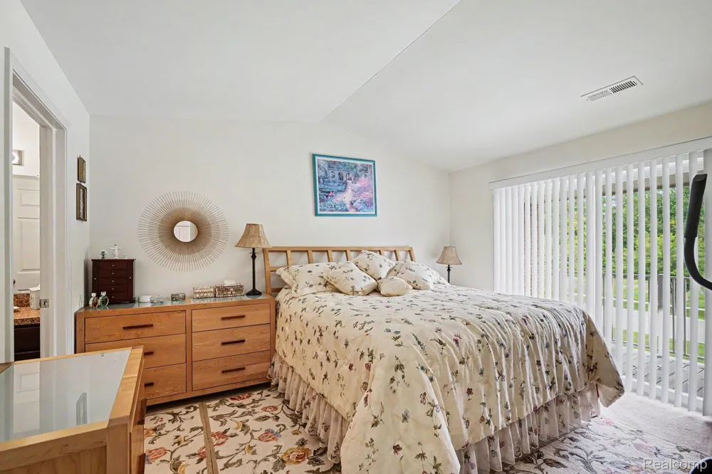 28344 Adler Park Drive S Chesterfield Township, MI 48051