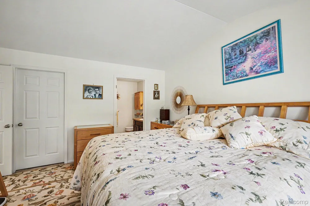 28344 Adler Park Drive S Chesterfield Township, MI 48051