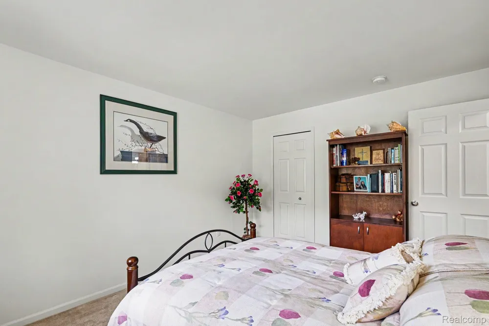 28344 Adler Park Drive S Chesterfield Township, MI 48051