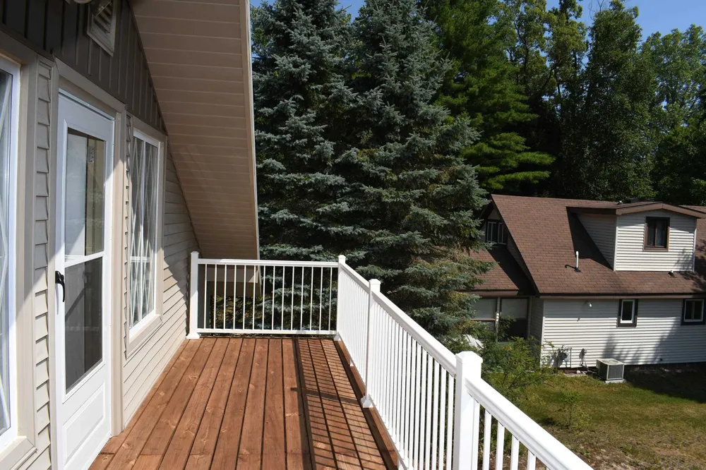4457 W Cedar Lake Road Greenbush Township, MI 48738