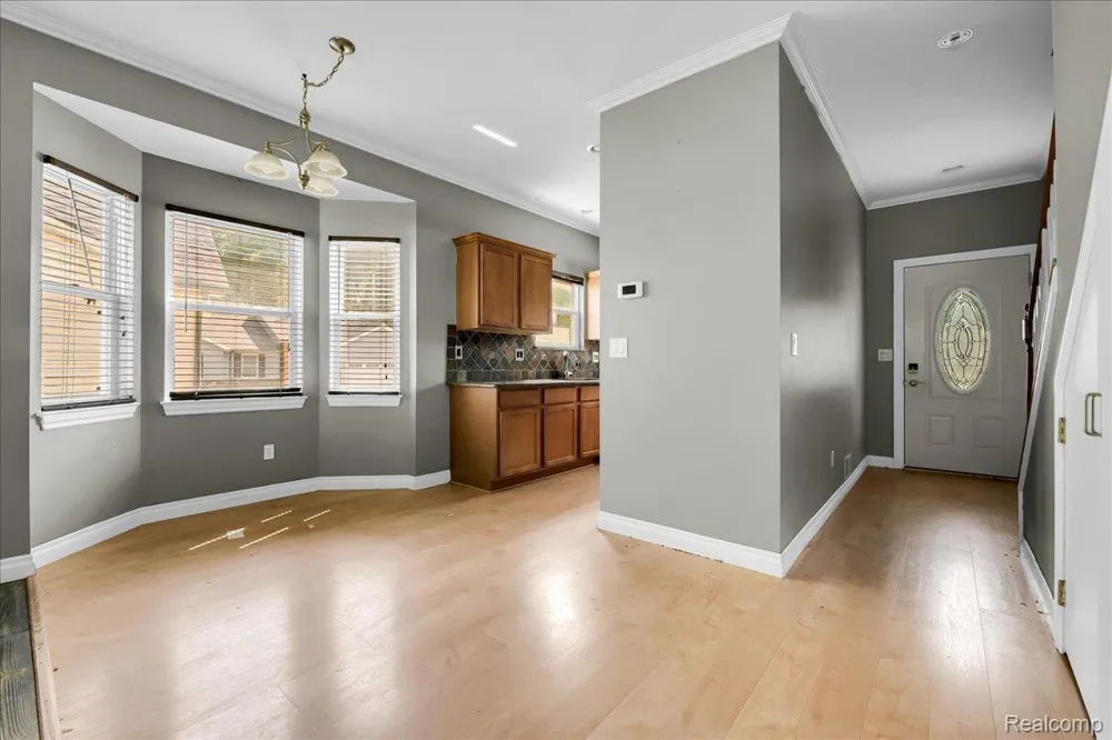 9399 Oakdale Street Clay Township, MI 48001
