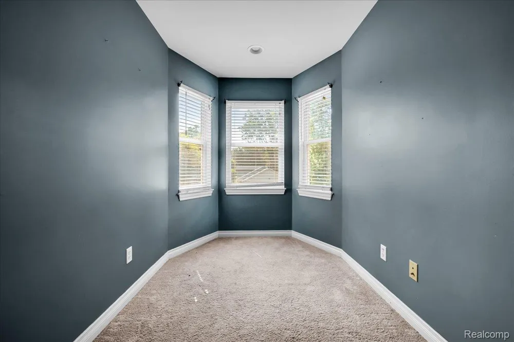 9399 Oakdale Street Clay Township, MI 48001