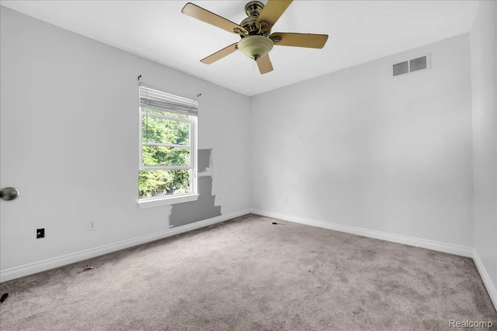 9399 Oakdale Street Clay Township, MI 48001