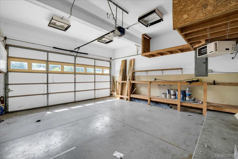 9399 Oakdale Street Clay Township, MI 48001