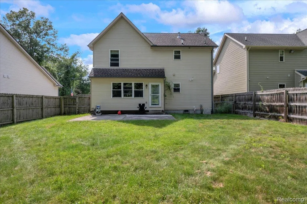 9399 Oakdale Street Clay Township, MI 48001