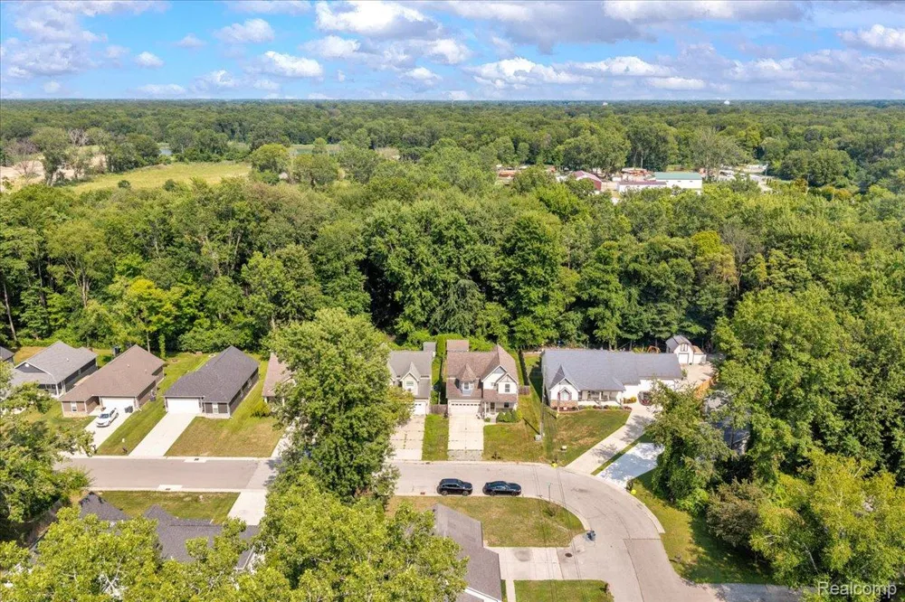 9399 Oakdale Street Clay Township, MI 48001