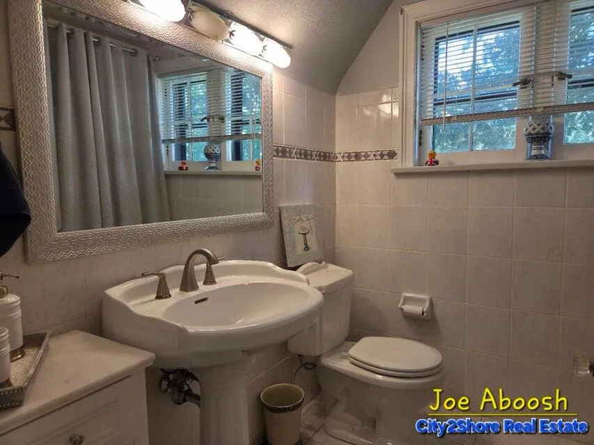 175 S Ridgeway Drive Battle Creek City, MI 49015
