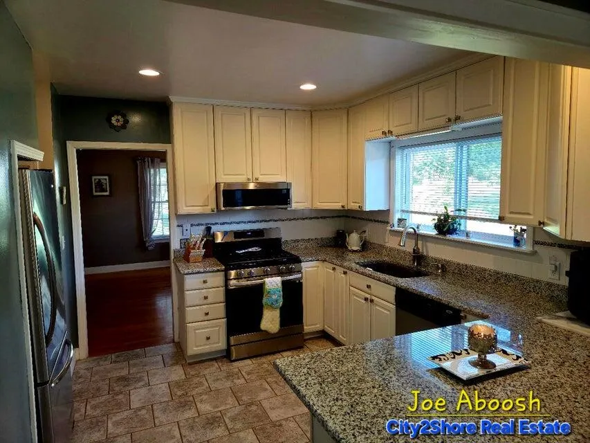 175 S Ridgeway Drive Battle Creek City, MI 49015