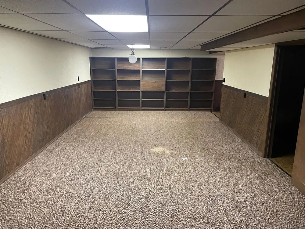 2684 Roundtree Drive Troy City, MI 48083