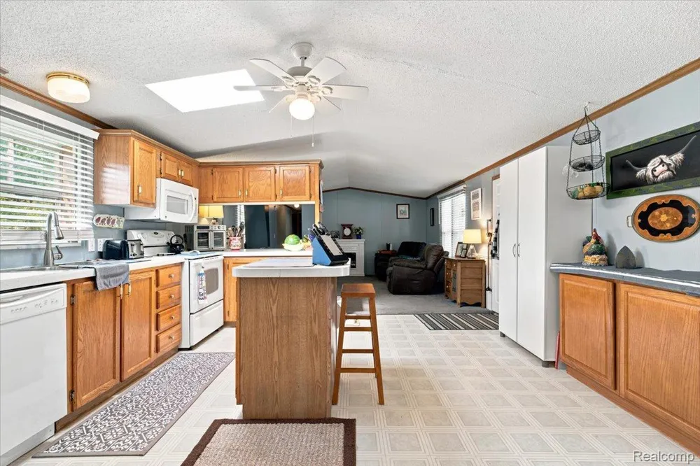 616 Barefoot Lane Sanilac Township, MI 48469