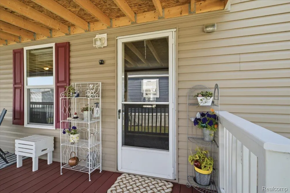 406 Silver Sands Drive Sanilac Township, MI 48469