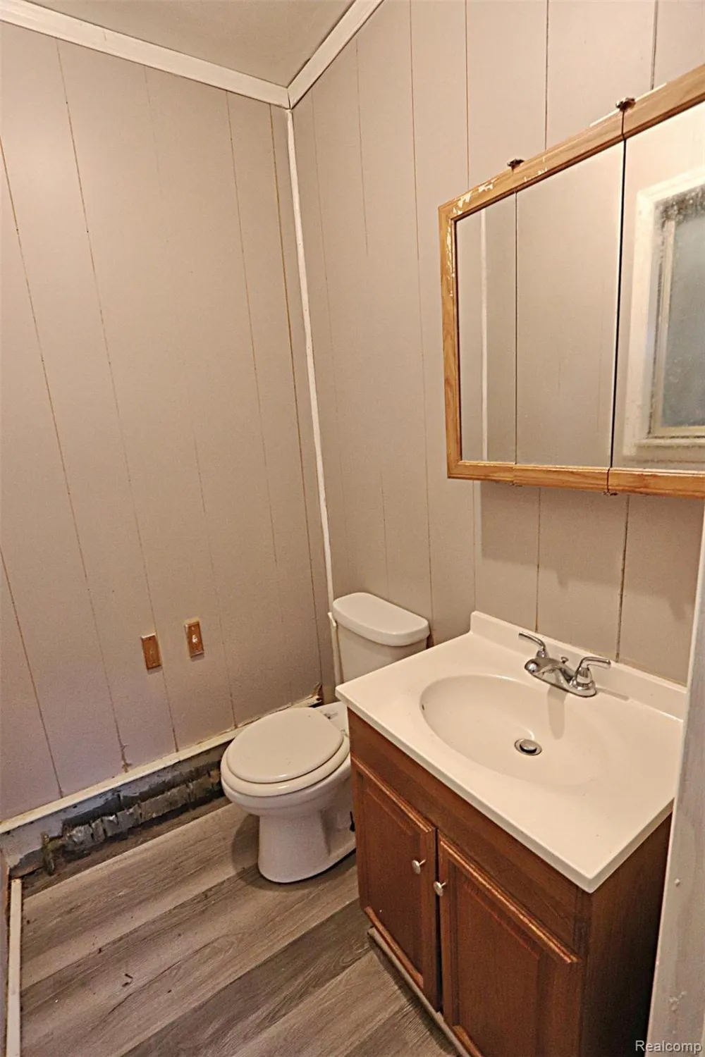 18202 DALBY Redford Charter Township, MI 48240