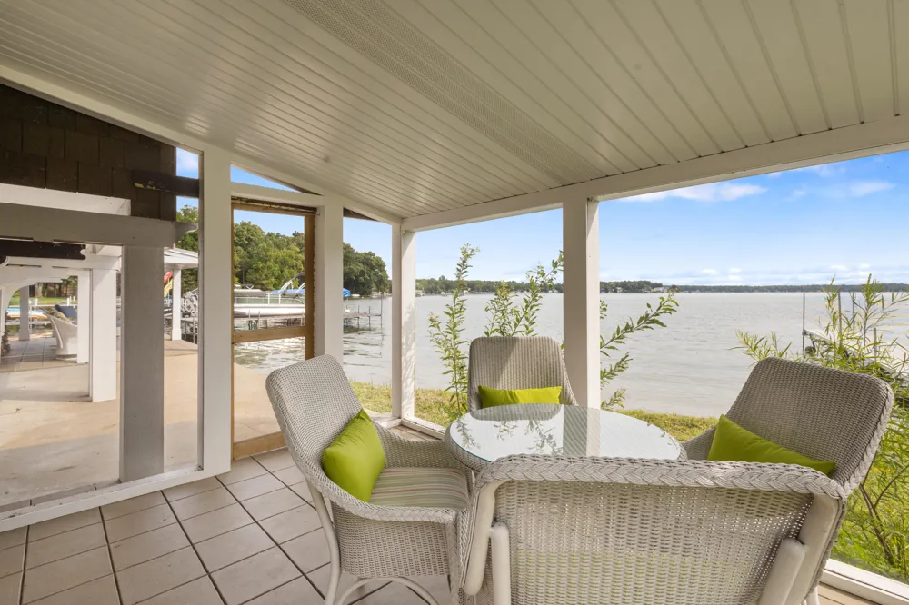 20214 Detente Road White Pigeon Township, MI 49099