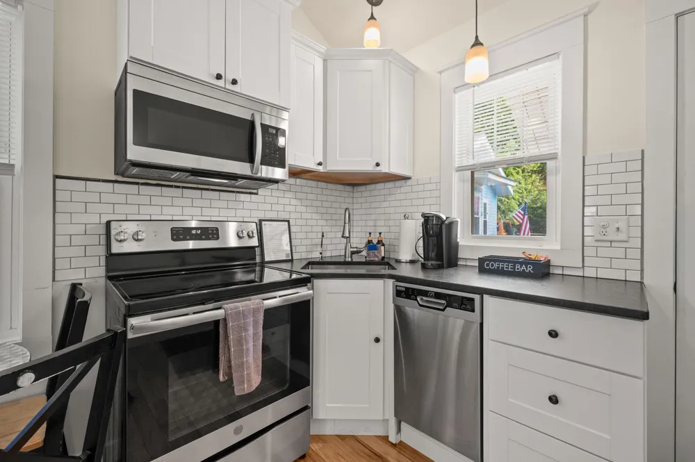 5358 Paw Paw Lake Road Coloma Charter Township, MI 49038