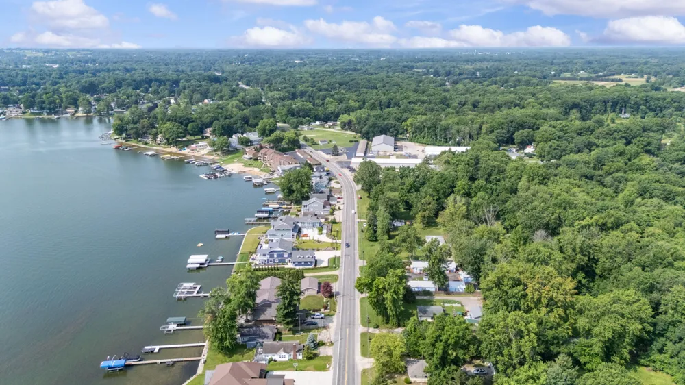 5358 Paw Paw Lake Road Coloma Charter Township, MI 49038