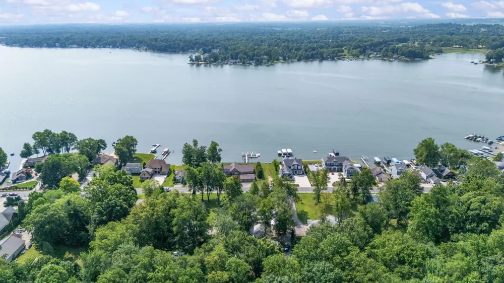 5358 Paw Paw Lake Road Coloma Charter Township, MI 49038