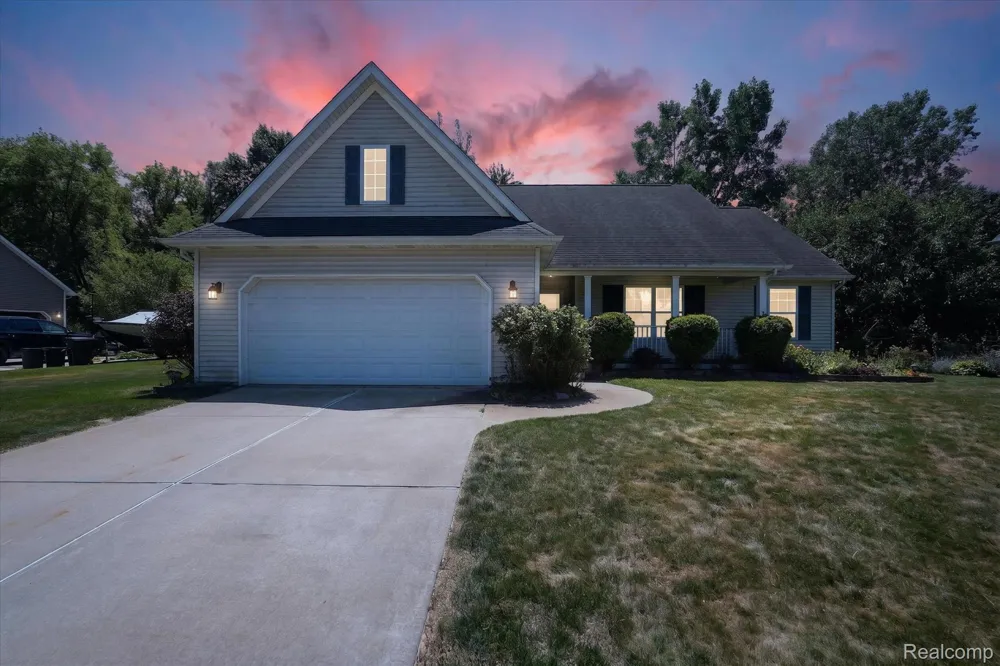 9161 Pine Walk Pass Argentine Township, MI 48451