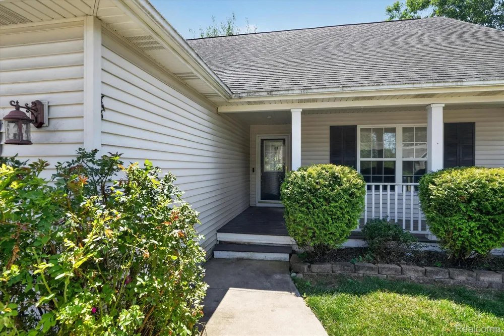 9161 Pine Walk Pass Argentine Township, MI 48451