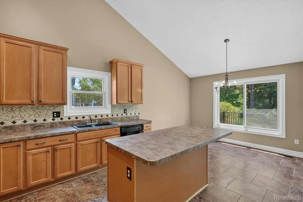 9161 Pine Walk Pass Argentine Township, MI 48451