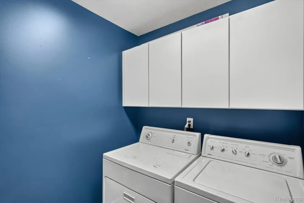 9161 Pine Walk Pass Argentine Township, MI 48451