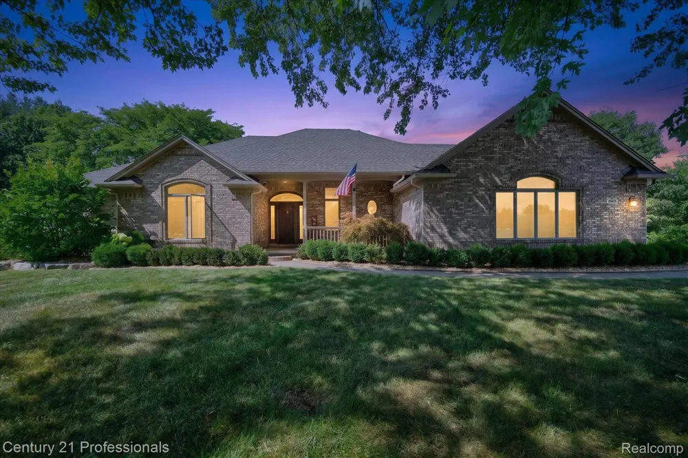 5675 36 Mile Road Bruce Township, MI 48065