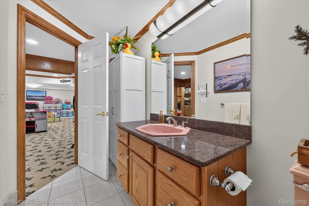 5675 36 Mile Road Bruce Township, MI 48065