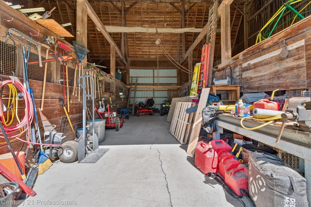 5675 36 Mile Road Bruce Township, MI 48065