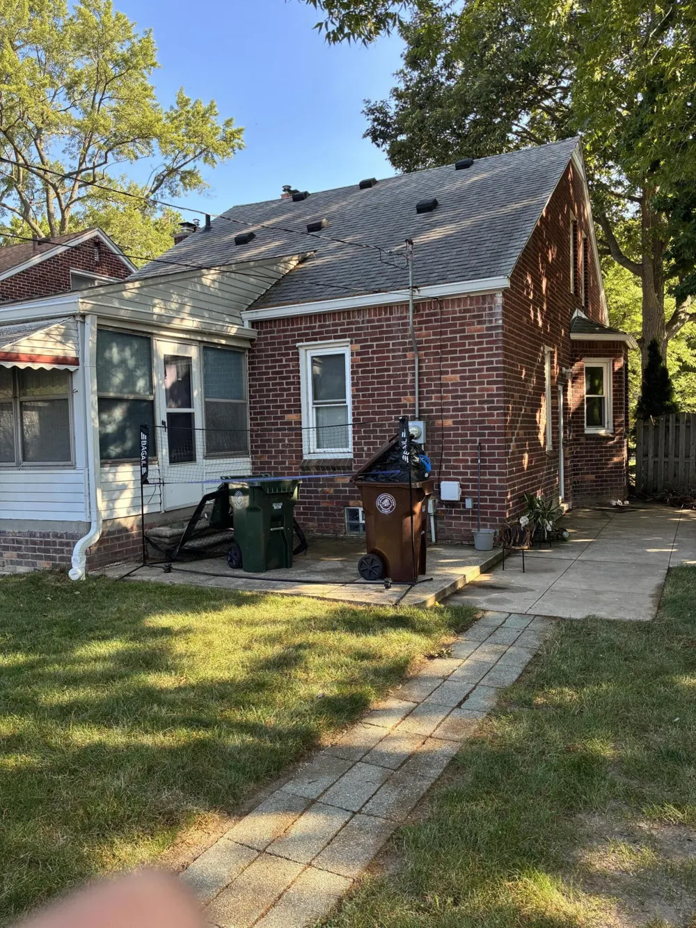 1846 Stanhope Street Grosse Pointe Woods City, MI 48236