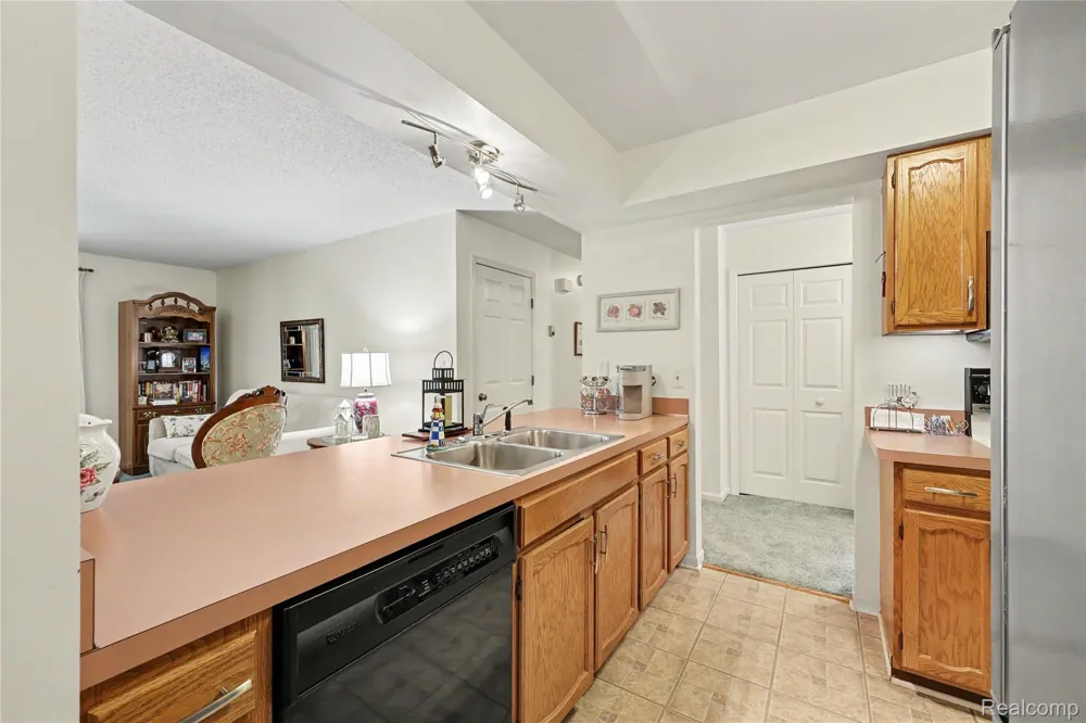 3965 Butternut Court Port Huron City, MI 48060