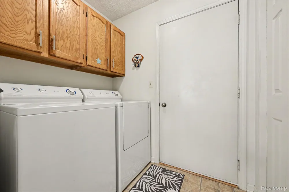 3965 Butternut Court Port Huron City, MI 48060