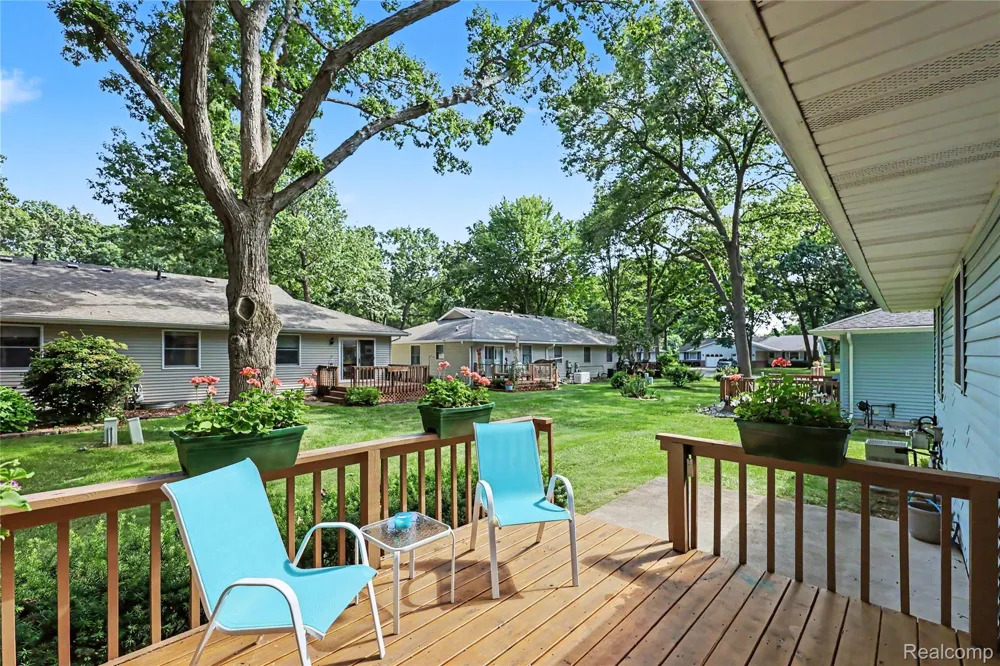 3965 Butternut Court Port Huron City, MI 48060