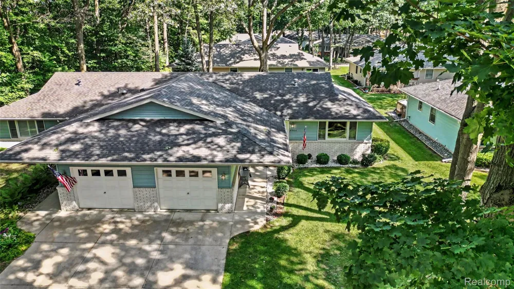 3965 Butternut Court Port Huron City, MI 48060