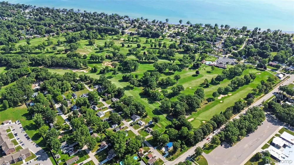 3965 Butternut Court Port Huron City, MI 48060