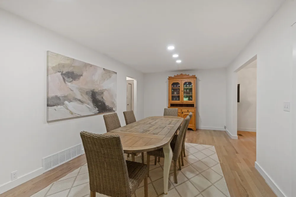 69115 Oakwood Drive White Pigeon Township, MI 49099