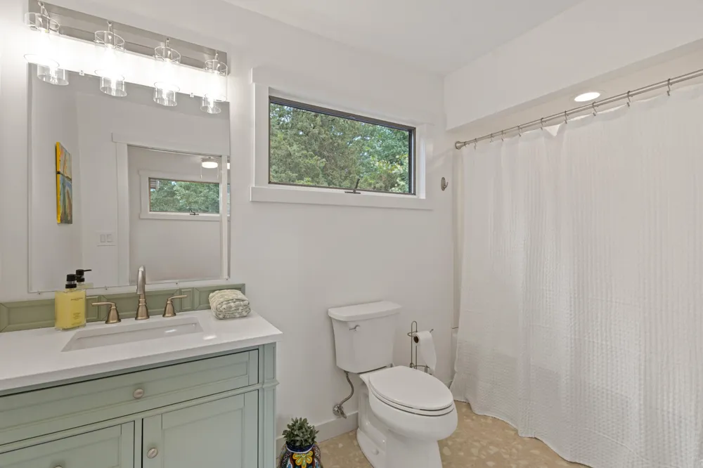 69115 Oakwood Drive White Pigeon Township, MI 49099