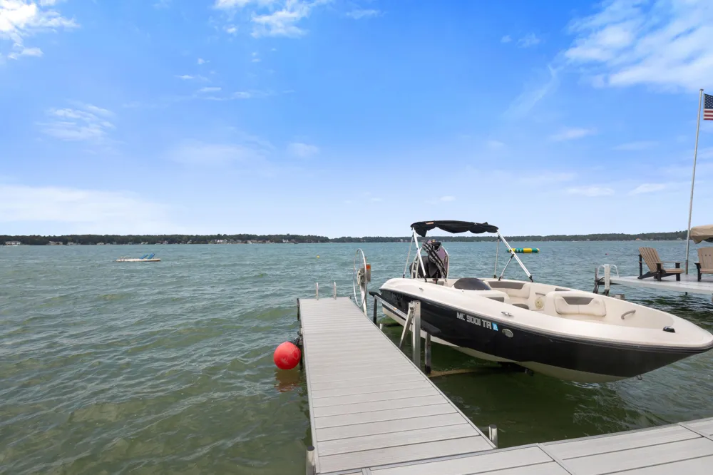 69115 Oakwood Drive White Pigeon Township, MI 49099