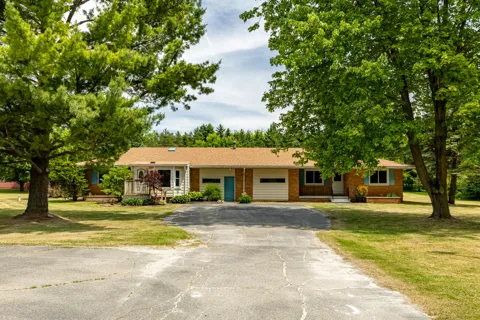 6272 Earhart Road