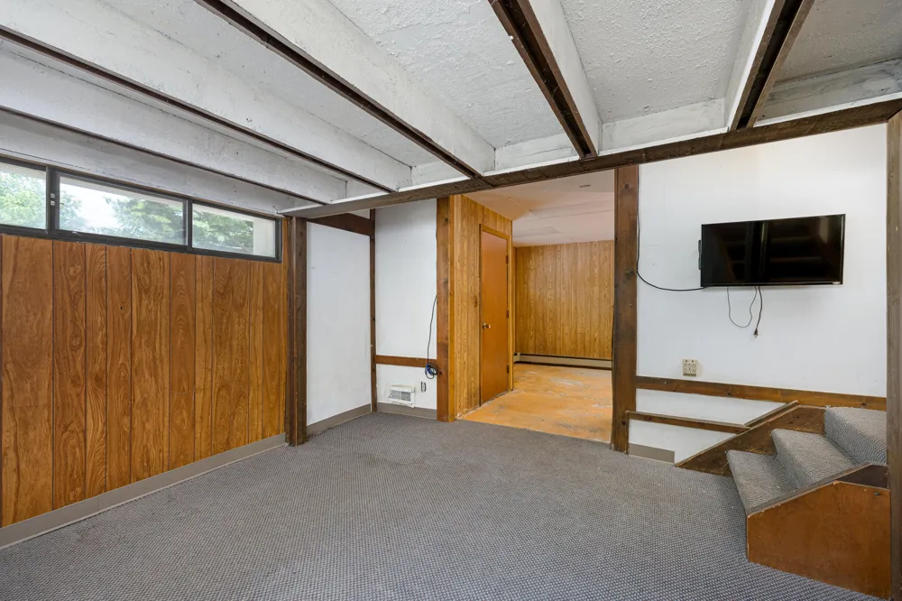 6272 Earhart Road Northfield Township, MI 48105
