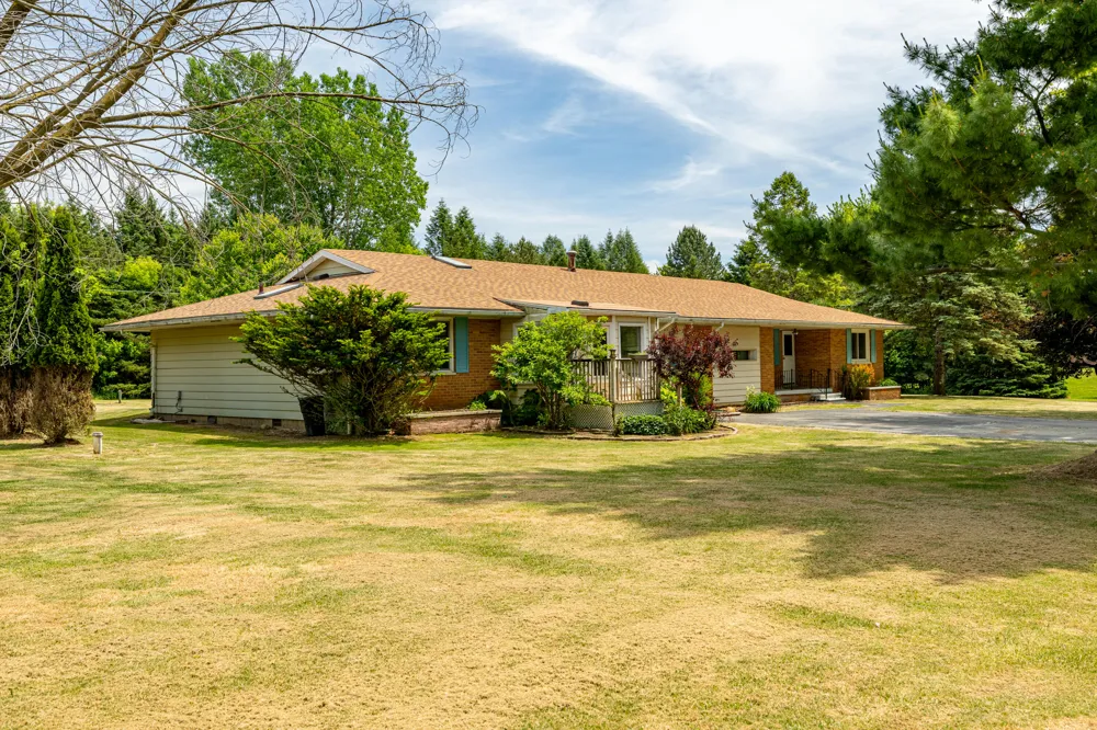 6272 Earhart Road Northfield Township, MI 48105