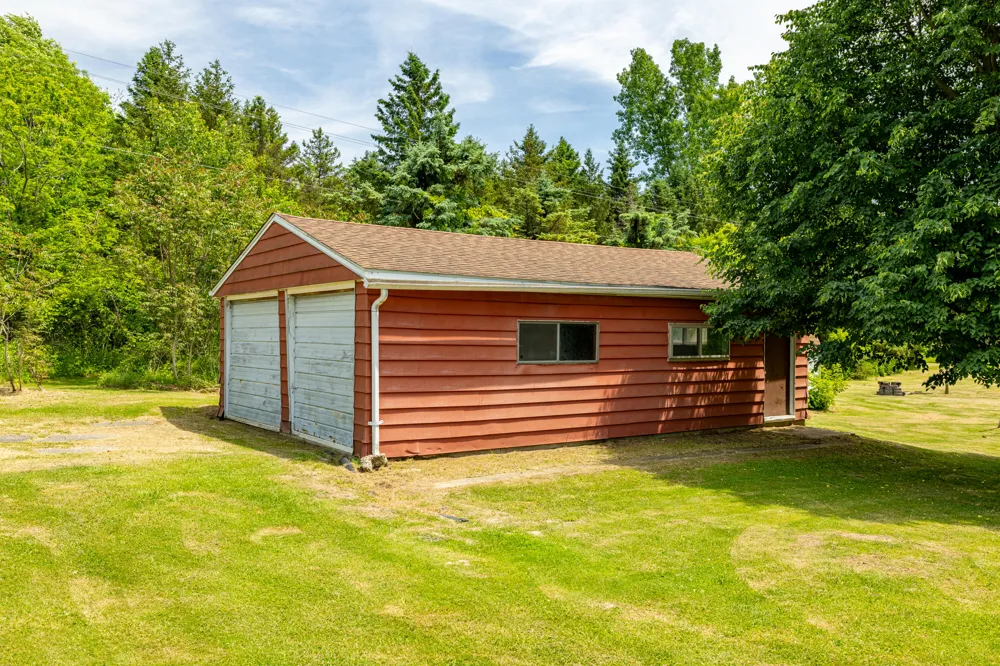 6272 Earhart Road Northfield Township, MI 48105