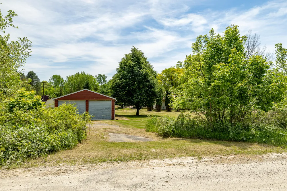 6272 Earhart Road Northfield Township, MI 48105