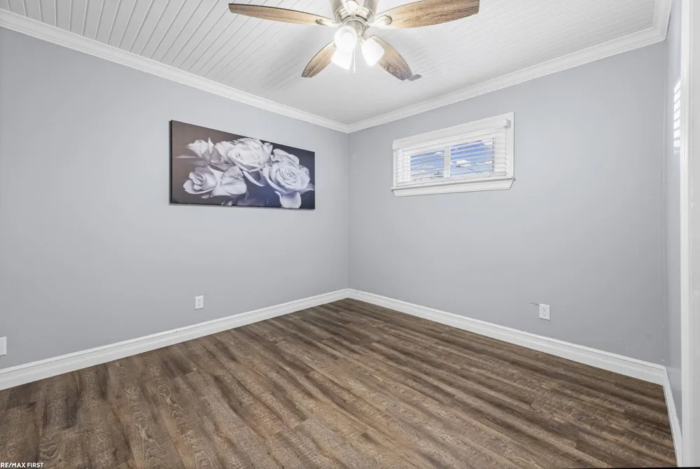 48650 Jefferson Avenue Chesterfield Township, MI 48047