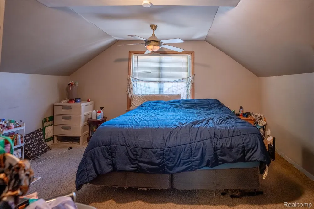 12801 Wormer Redford Charter Township, MI 48239
