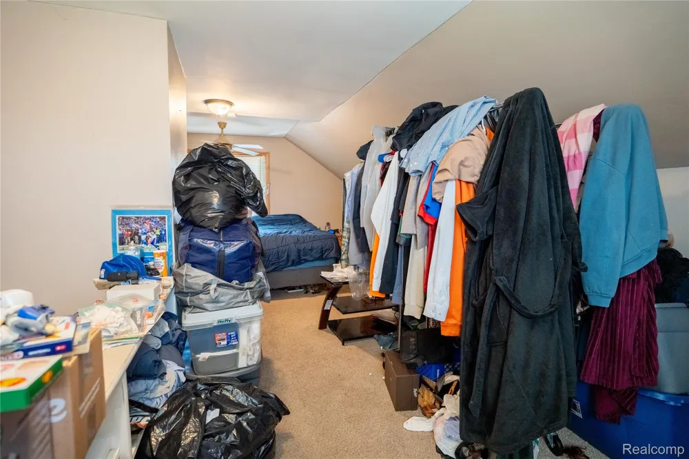 12801 Wormer Redford Charter Township, MI 48239