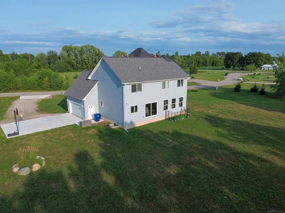 73153 Castle Court Armada Township, MI 48005
