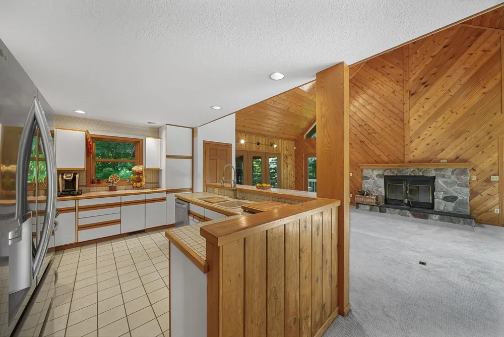 2359 San Marino Trail Torch Lake Township, MI 49648